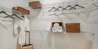 The Easton Riverview Apartments Gallery 23