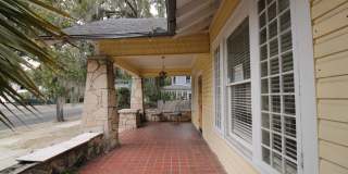 834 East University Avenue - House Gallery 3