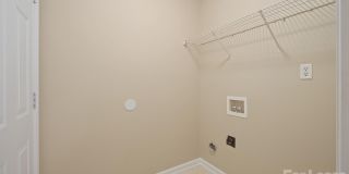 5732 Fairchase Avenue Gallery 13