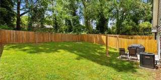 624 Robert Street NW Gallery 28