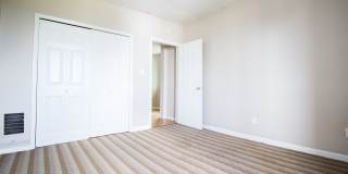 Great building with off street parking, views of the city, laundry on site! Gallery 16