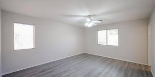 16034 W Winchcomb Drive Gallery 32