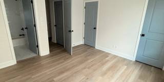 1325 N. Bronough Gallery 7