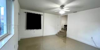 1715 NW 180th Ter Gallery 28