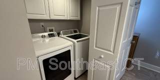 86 School St Gallery 10