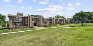 Fiesta Square Apartments and Townhomes Gallery 16