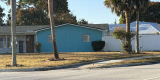 102 Southeast Caprona Avenue Gallery 3