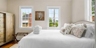 The Sweetgrass Suite- 251 Ashley Avenue, Unit C Gallery 4