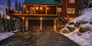 Luxury Home in the woods with unparalleled views! Garage! Pets Negotiable! Hot tub! Gallery 1