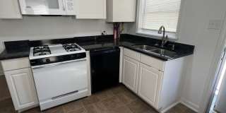 2 BR / 1 BA  Renovated home near VCU in Byrd Park Area! Pets considered! Available April 15st! Gallery 9