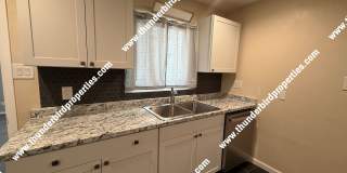 Beautifully remodeled Uptown location Gallery 7