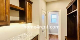 Nearly New Luxury Home in Blue Valley Schools! Gallery 28