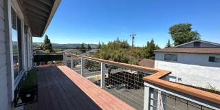 Top Floor of Benicia Duplex Gallery 30