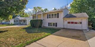 4 Bedroom 2 Bath House in Cedar Falls walking distance to uni campus Gallery 1