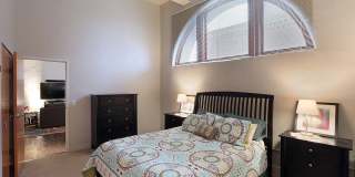 Heinz Lofts Gallery 24