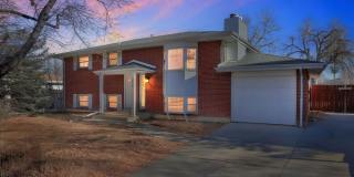 Charming 4BR House in Aurora (UTILITIES INCLUDED)!! Gallery 1