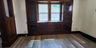 Beautifully Update 4 Bedroom House For Rent in Firestone Park Gallery 5