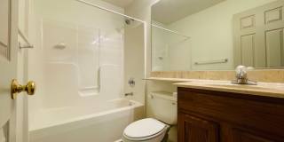 Great 3 Bed 2 Bath House with Garage!! Gallery 13