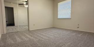 Adorable 3 bedroom, 2 bath home in Aledo Gallery 13