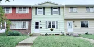 4-Bed Townhome in Cedar Falls - Available JUNE 2027! Gallery 1