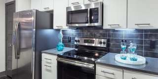 2825 E Martin Luther King Blvd Gallery 5