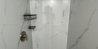11942 N Branch Rd Gallery 23