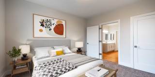 Addison Row Gallery 19