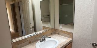 Spacious 3 - Bedroom / 2.5 Bath Condo in Desirable Town Green Village Gallery 10