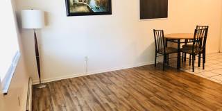 N 4th 1827 ACM Gallery 9