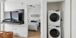 Evani 3223 Wilshire Gallery 19