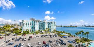 7501 E Treasure Dr Gallery 27