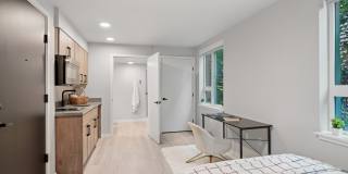 Clara Apartments - Student Housing Gallery 4