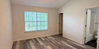 2 Bedroom 2 Bathroom Available in July! Gallery 3
