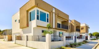 4BD/4BA Rooftop Bay Views | Coronado Bridge + Downtown Skyline | 2-Car Garage | Imperial Beach Gallery 4