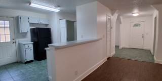 1744 West 28th Street Gallery 11