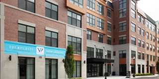 One William Gallery 95