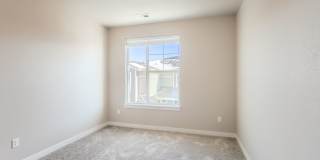 Beautiful 3 Bed 2.5 Bath Townhome with 2 Car Garage in Longmont Beautiful 3 Bed 2.5 Bath Townhome with 2 Car Garage in Longmont Gallery 22
