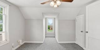 4 Bedroom/1 Bathroom Home with Fenced Yard Available in SE Roanoke! Gallery 24