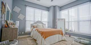 Room in 3 Bedroom Townhome at Steel Yard Ct Gallery 19