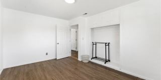 1949 W Williams Gallery 21