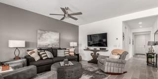 Luxury 2BR + Den Townhome in Amenity-Packed Community - Encanterra Gallery 6