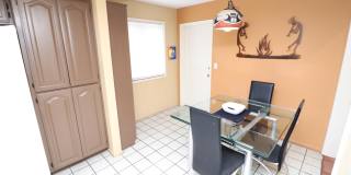 5602 N Camino Del Sol Gallery 8