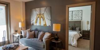 Avenue Madison Gallery 1