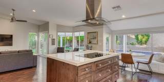 6218 E WALTANN Lane Gallery 5