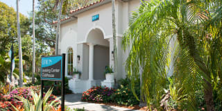 The Upton Apartment Homes Gallery 18