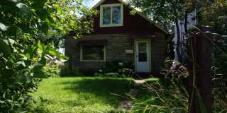 AVAILABLE JUNE 1ST 2026 - Beautiful 3 bed/2 bath House Gallery 1