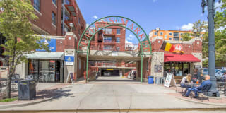 Pierpont By Urbana Gallery 69