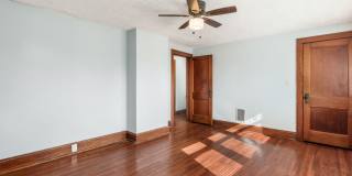 Adorable Single-Family Home! Gallery 15