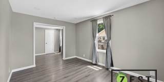 Beautiful Updated 4 Bed 1.5Bath Colonial Gallery 9