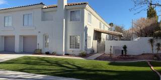 Gorgeous Remodeled 3 Bedroom Henderson Townhome Gallery 1
